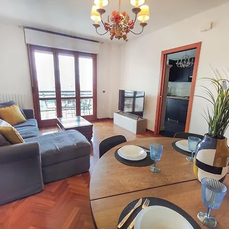 Apartamento Trilocale Lauro Con Ampia Terrazza Vicino Al Mare *